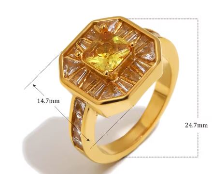 Reina Square Zircon Ring