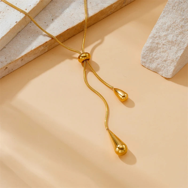 Gota Drop Necklace & Earrings Set