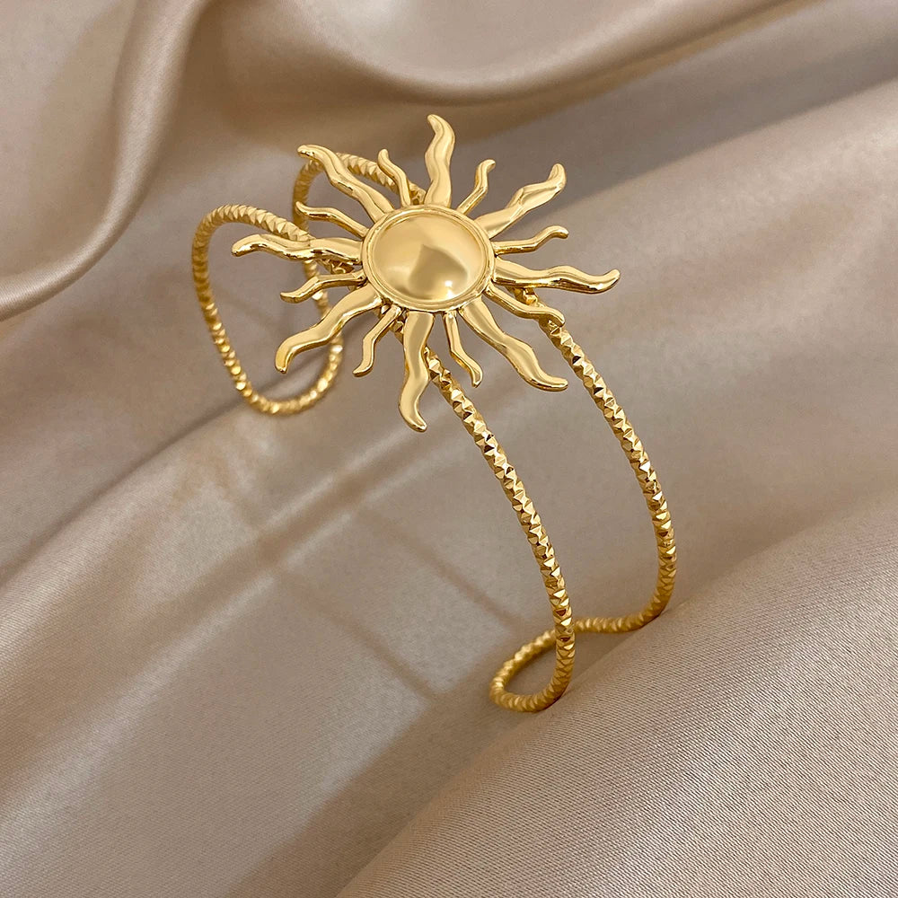 Soleil Spiral Cuff