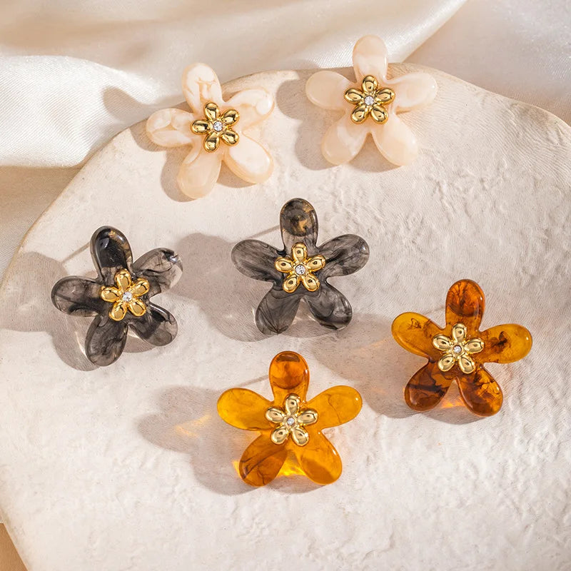 Flora Resin Flower Studs