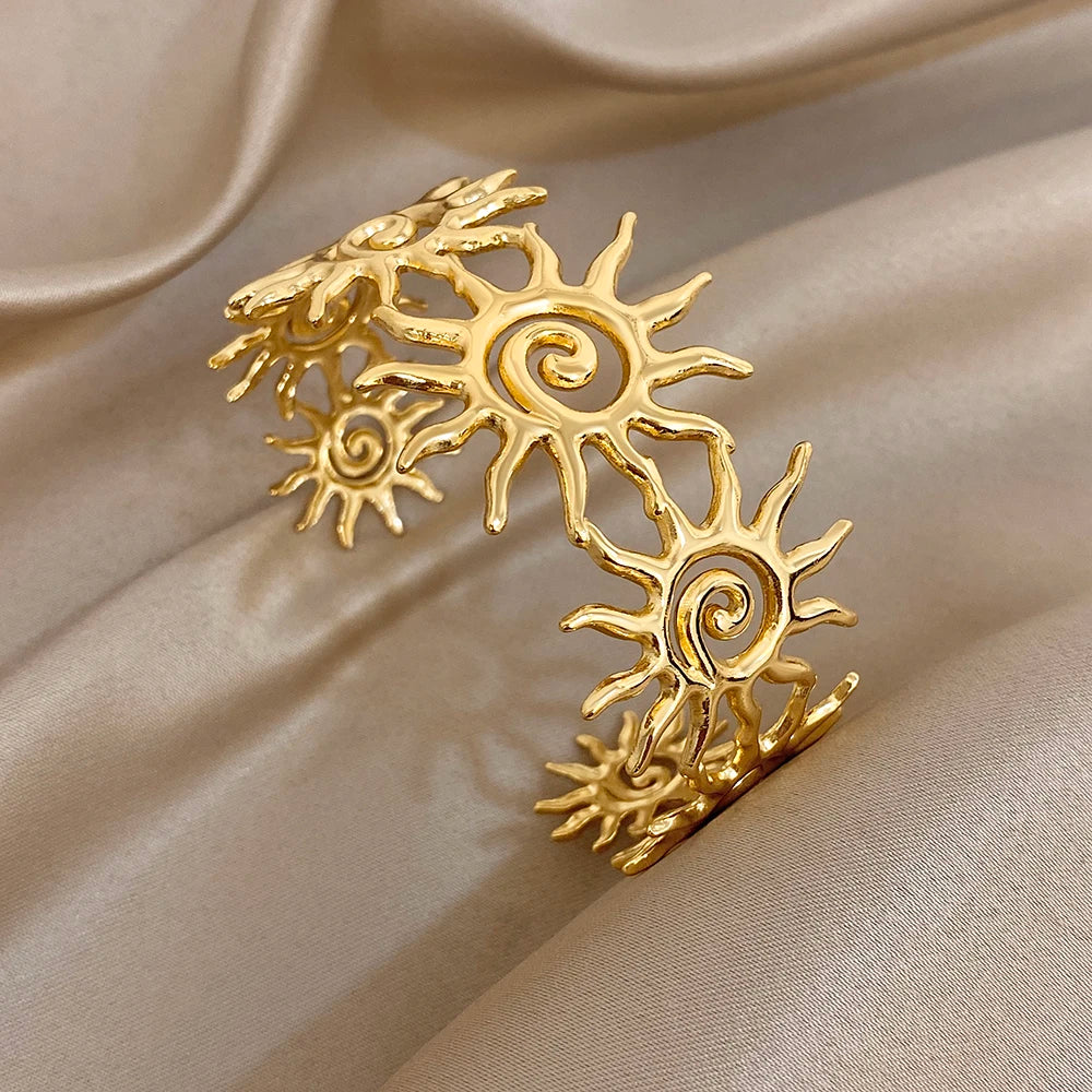 Soleil Spiral Cuff