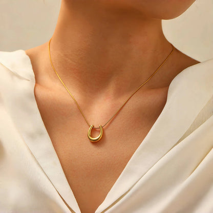Horseshoe Pendant Necklace