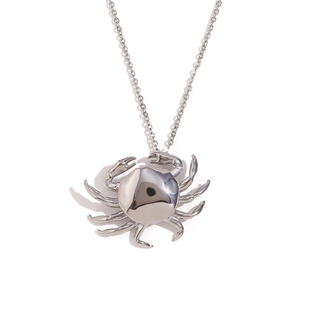 Cangrejito Crab Pendant Necklace