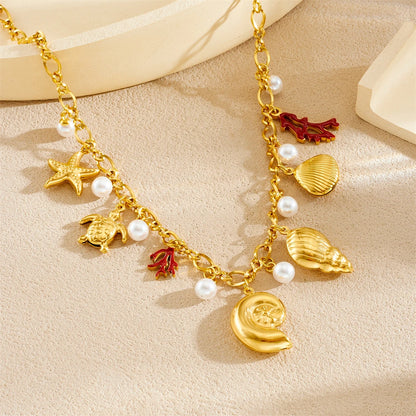 Arrecife Charm Necklace