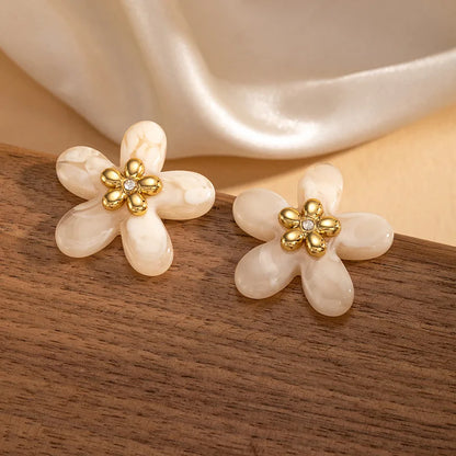 Flora Resin Flower Studs