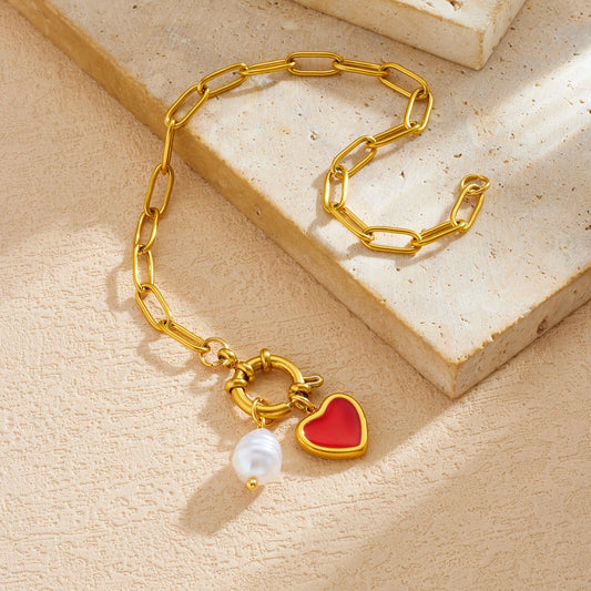 Perla Red Heart Paperclip Bracelet