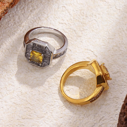 Reina Square Zircon Ring