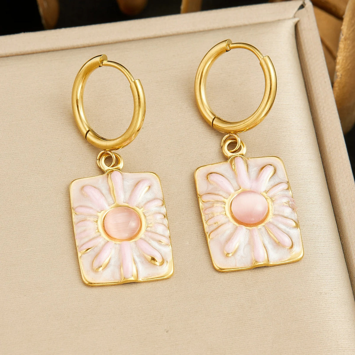 Painted Petal Necklace & Earrings