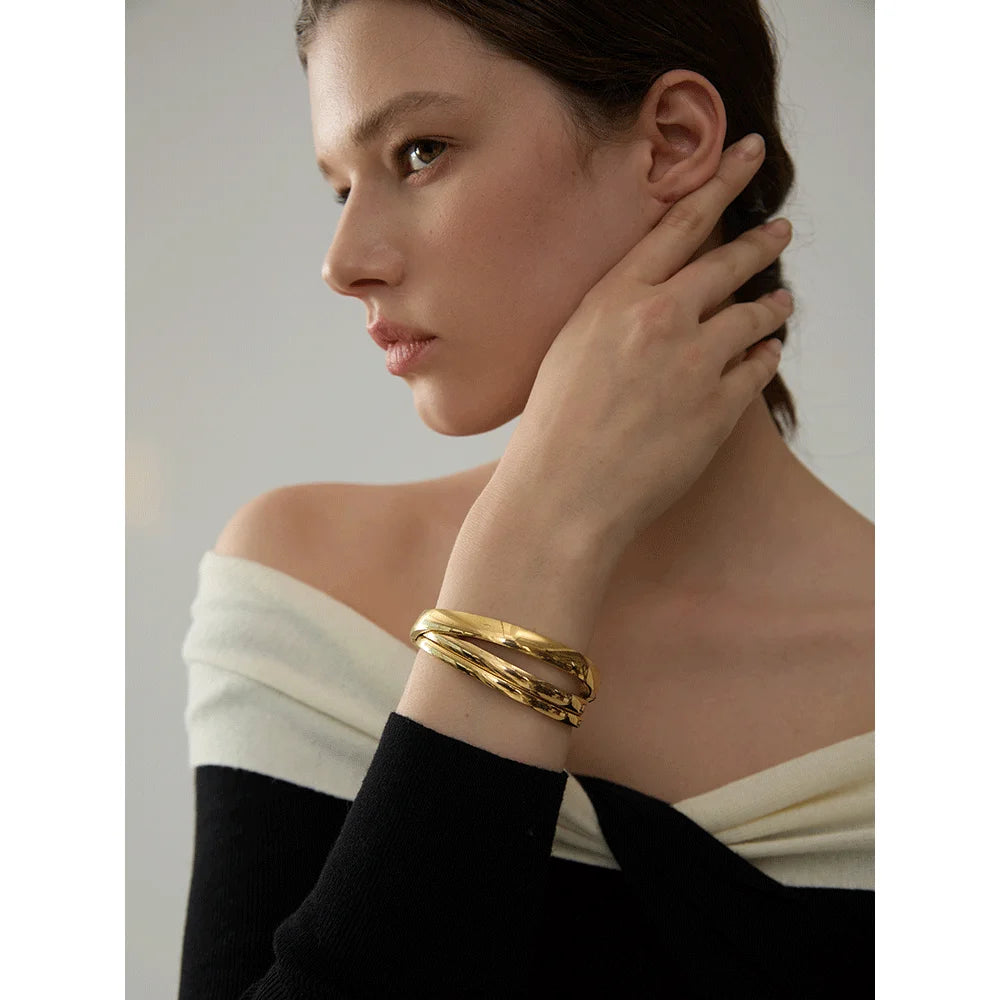 Aura Smooth Bangle