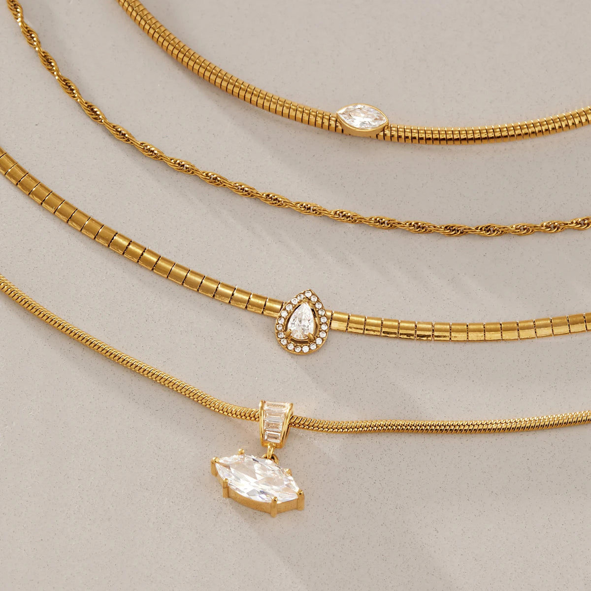 Brisa Zircon Pendant Necklace