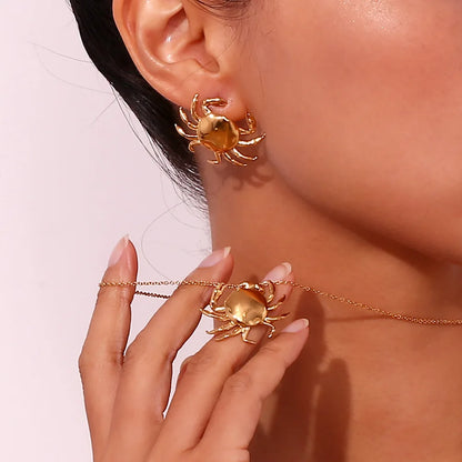 Cangrejito Crab Pendant Necklace